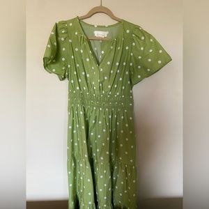 Anthropologie Somerset Dress in Avocado Dot. Size Medium
